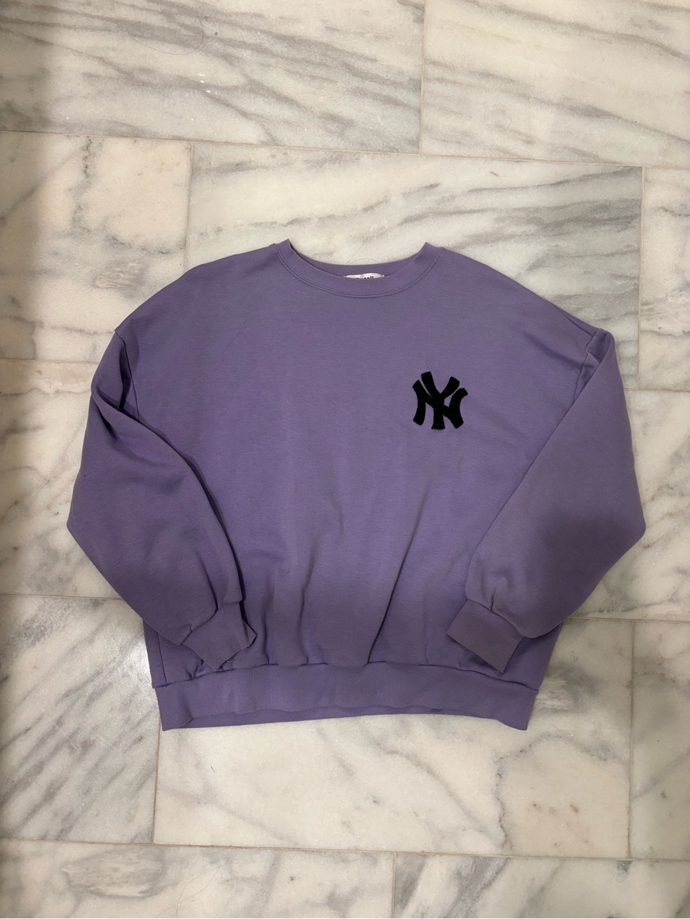 Lavender Yankees Logo Crewneck Sweatshirt